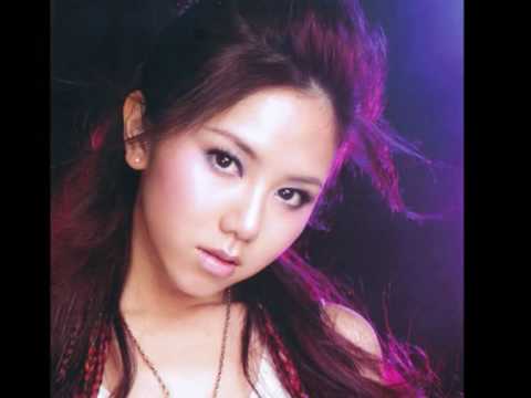 G.E.M.鄧紫棋 18 - Mascara (煙燻妝)