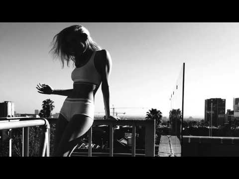 Jessie Siren -The Sway