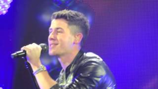 Avalanche - Nick Jonas &amp; Demi Lovato