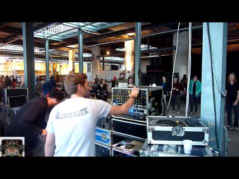 REGGAEBUS SOUNDSYSTEM (b) - take it easy 'pt4 @ maastricht 14-05-2016)