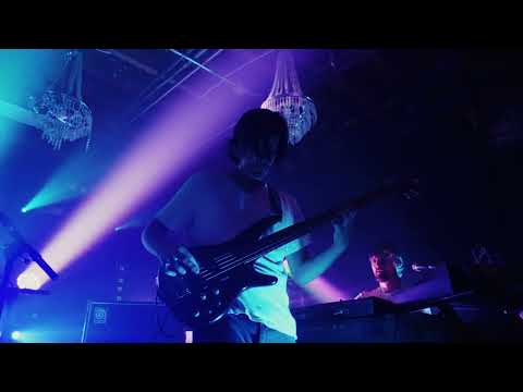 The Jauntee - “The Machine” (Live)