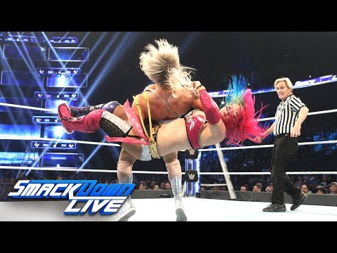 Charlotte Flair vs. Asuka: SmackDown LIVE, Dec. 11, 2018
