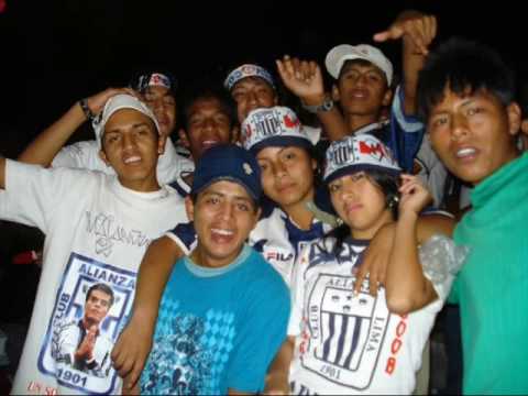 en el barrio de matvte - LADERAS GRONE LA 1RA