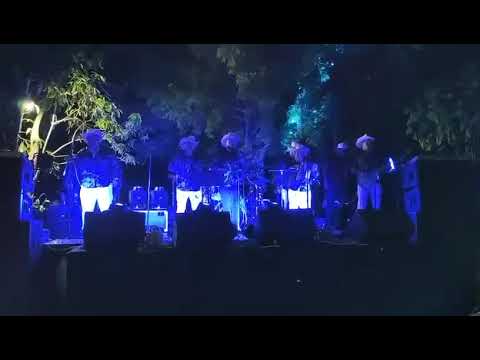 El seriecito   ￼Jose Arana y su grupo invencible