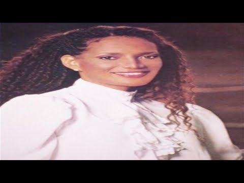 Carrie Lucas - Sometimes A Love Goes Wrong (Tradução)