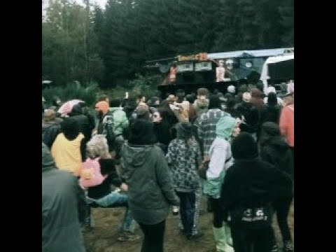 Korus -  Willies birthday party Live extract (2021)