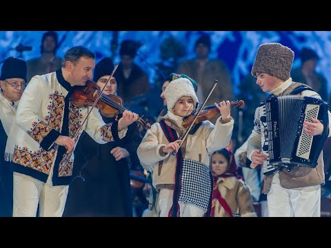 Daniel și Lucian Advahov - Hora de pe prispă