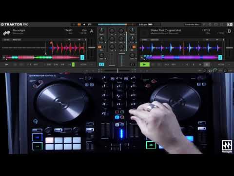 DJing with the Traktor Kontrol S2 Mk3