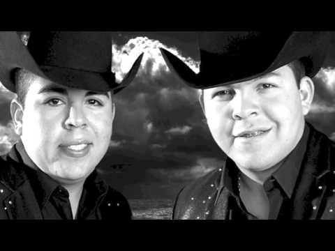 Hermanos Vega Jr. - Lo que te amo (Video Lyric)