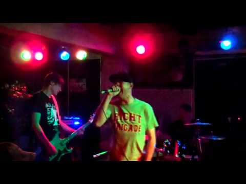 Yuppie Killer - Dokdo Revenge Trilogy-Trilogy (live at Alternative Space Moon, 10/19/2013 (1 of 3))