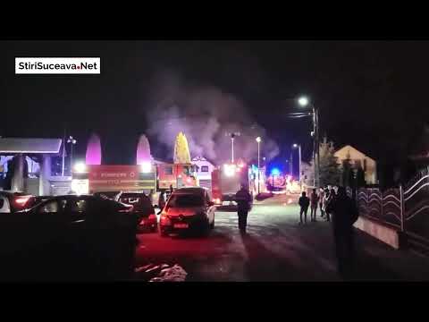 Incendiu la pensiunea La Filuță din Mălini. Pompierii intervin cu zece autospeciale