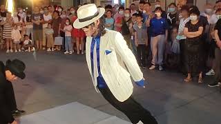 Street performance Michael Jackson SMOOTH CRIMINAL choreography CAI JUN #smoothcriminal #dance
