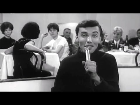 Karel Gott sings Jiří Štaidl - Bum bum bum / Oči barvy holubí / Kávu si osladím