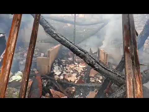 Arde por completo una casa en Friol