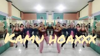 Download lagu 'KAMU HOAXXX' by Boiyen, zumba®, Dangdut, senam kreasi, with Uki tea, juwita studio, BEKASI CITY mp3