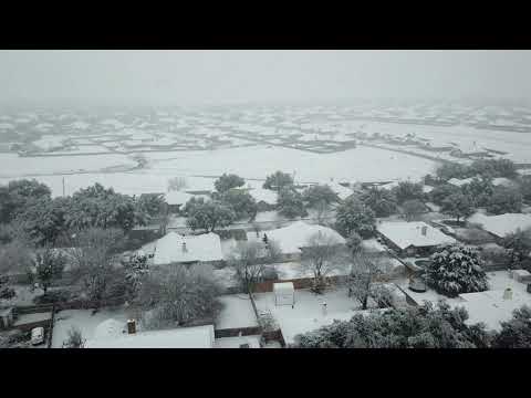 Texas Snowpocalypse of 2021: Gross-Yowell/Stoneridge Subdivisions in Hewitt, Texas (01/10/2021)