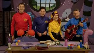 Do the skeleton skat ( live at wiggle house )