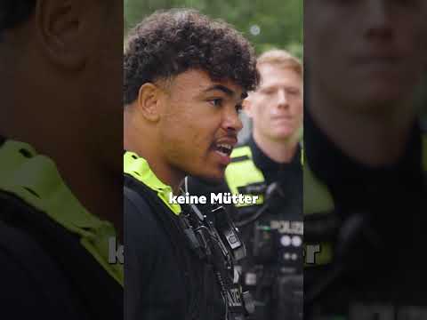 Hätte er das besser mal nicht gesagt | HUNDERTZEHN #shorts #polizei #berlin