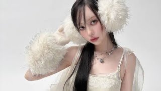 大物俳優夫妻の美人娘　３５歳のサンタ姿に仰天「こんな…」「ビジュが」母そっくりと話題