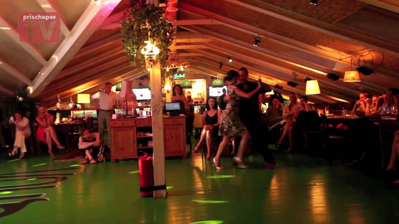 Vladimir Vereschagin & Natalia Molokova, Russia, Moscow, Milonga "Na Cherdake", 27.07.2010(2)