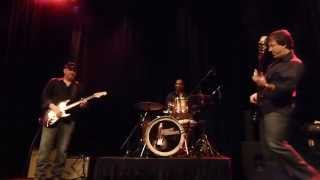 Albert Cummings - 500 Miles / Hoochie Koochie Man - 12/19/14 Sellersville Theater - PA