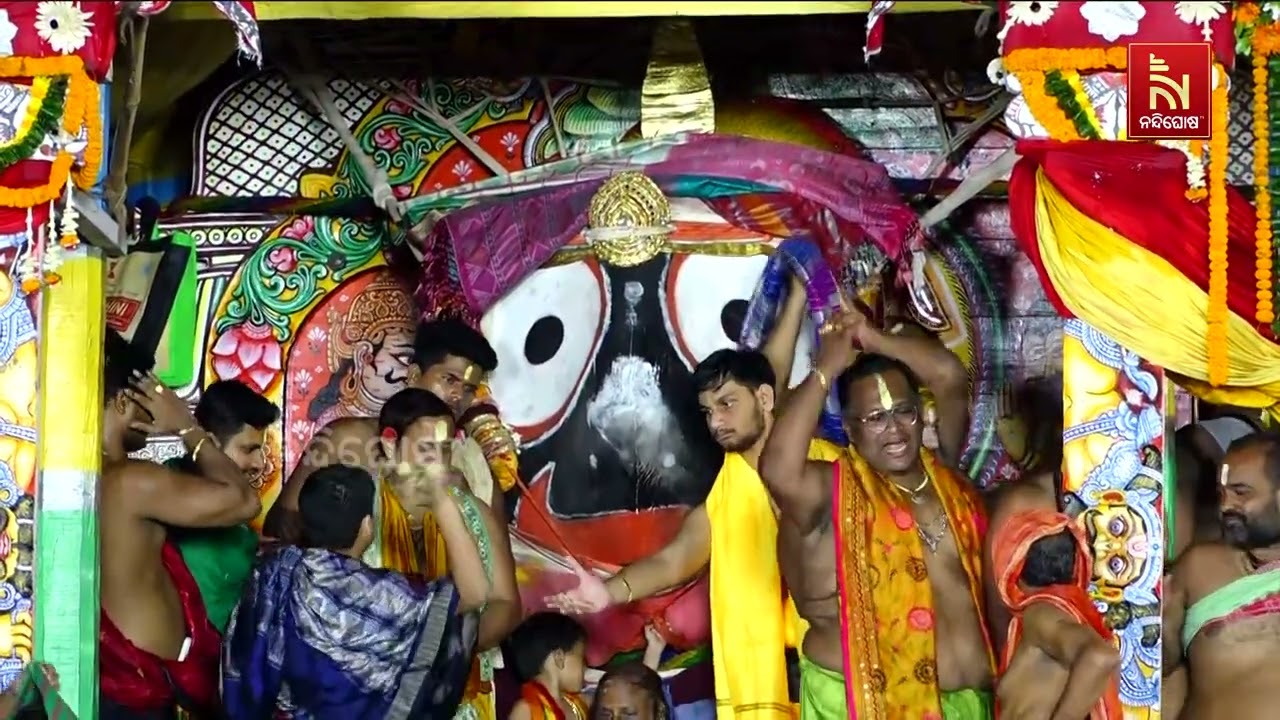 ଏକା ସାଙ୍ଗରେ ତିନିରଥରେ ଅଧରପଣା ହାଣ୍ଡି ଭାଙ୍ଗିବାର ଦିବ୍ୟ ?