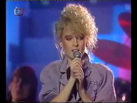 Iveta Bartošová - Dva roky prázdnin (1989)