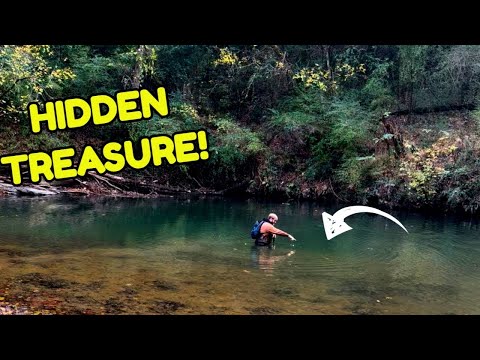 Flash Flood EXPOSES ANTIQUE TREASURE for American Mudlarker!