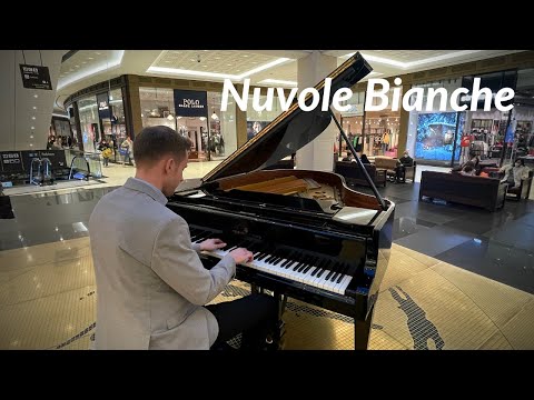 Nuvole Bianche (Piano Cover)  - LIVE in der Mall of Berlin