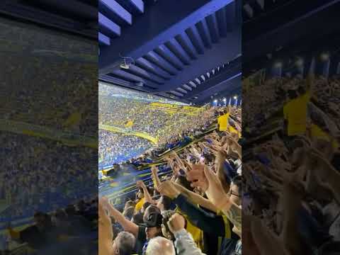 "Podrán inmitarnos pero jamás nos van a igualar " Barra: La 12 • Club: Boca Juniors • País: Argentina