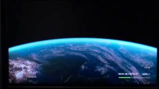 Neljä ruusua - Valuva taivas