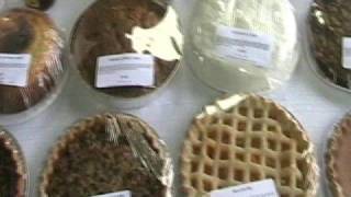 preview picture of video 'Amish pastries and food at the Nashville Farmers Market'