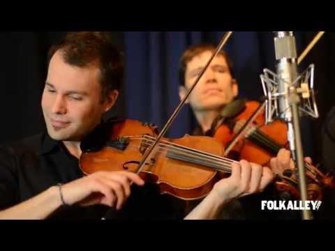 Folk Alley Sessions: The Bills - "Hallowed Hall"