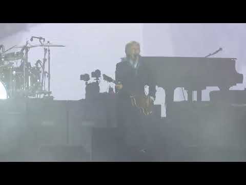A Hard Days Night - Paul McCartney (Montevideo 2024)