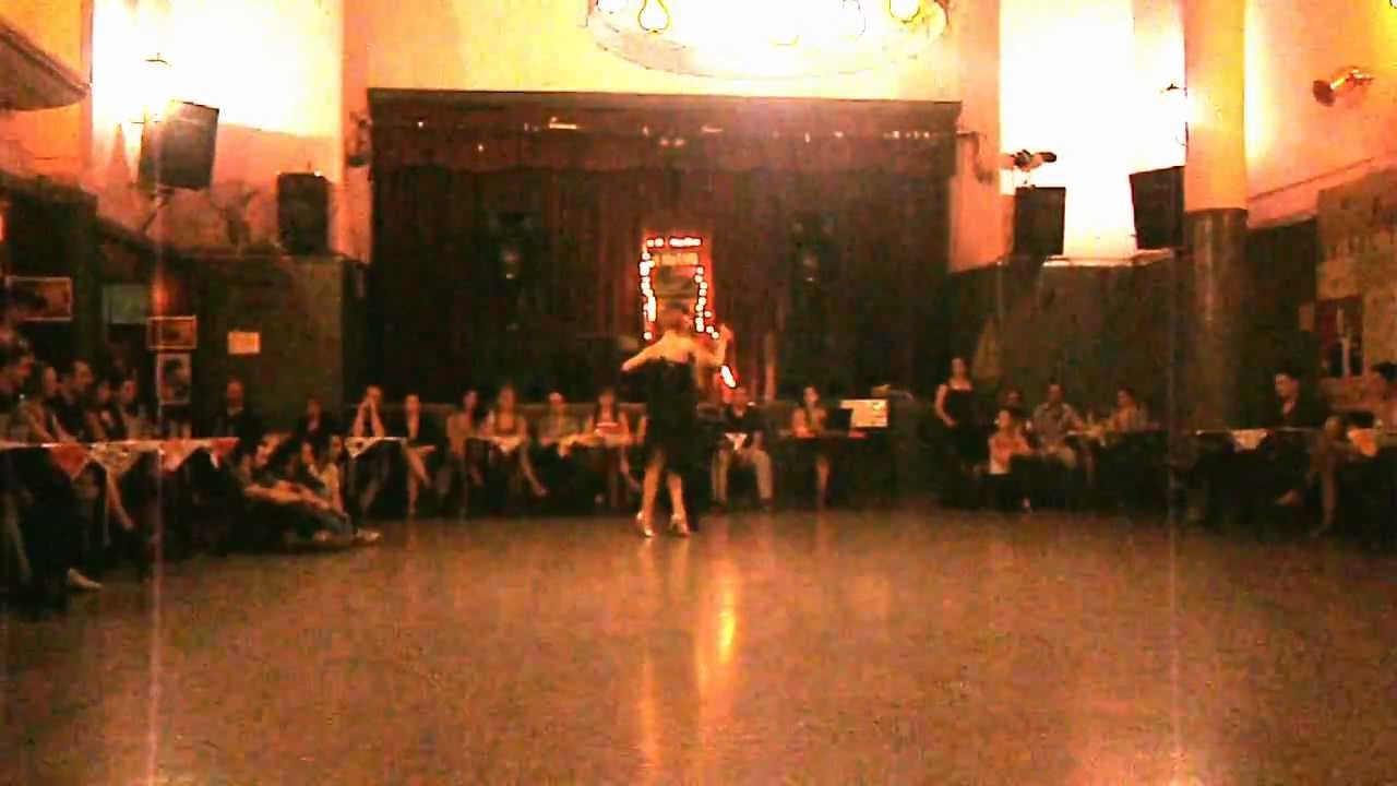 Eugenia Parrilla y Yanick Wyler en El Motivo Tango 3/12/12