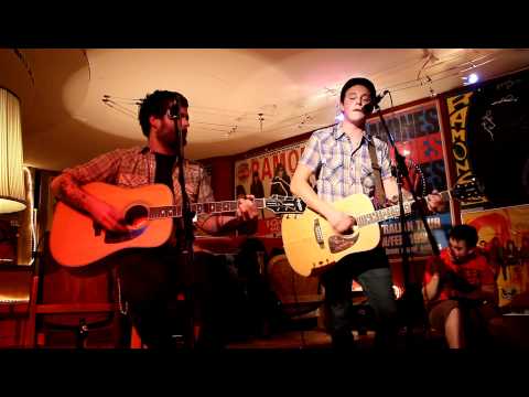 The Flatliners - Bonzo goes to Bitburg (Ramones Cover acoustic)