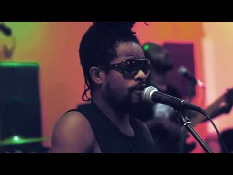 EarthKry - Tables Turn(Live in Studio)