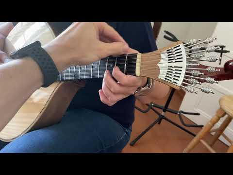 First Lesson PORTUGUESE GUITAR ( 2 chords, Right Hand Pattern, Double Note)