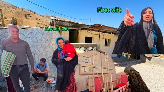 Download lagu Love and Support: Mr. Rahmat's Family Thrives with His Second Wife After Fatima's Recovery mp3