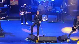 Loquillo en Murcia - Besos robados