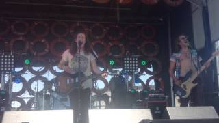 Desert Noises- Mice in the Kitchen (Live at Hangout Fest 5.17.14)