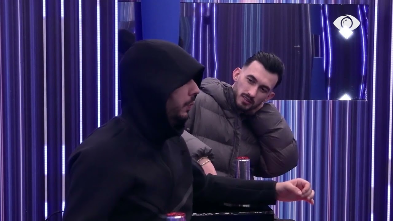 “Ik luaj me kukulla…”/ Vijon diskutimi Kristi-Keijsit: Gjithmonë kthehesh nga pas kur je me mua