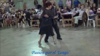 MARTHA ANTON y EL GALLEGO MANOLO bailando el tango HOTEL VICTORIA en la MILONGA DEL MORAN