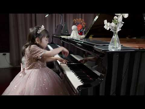 Aurora(5yrs) plays A Starry Night by Italo Taranta