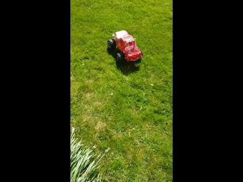 Royal crusher 90s rc truck