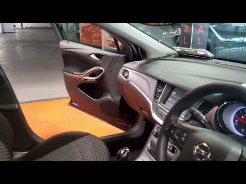 Opel Astra 2017 - Image 2