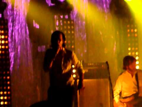 Grinderman - Bellringer Blues - live atlantico Rome 7 oct. 2010