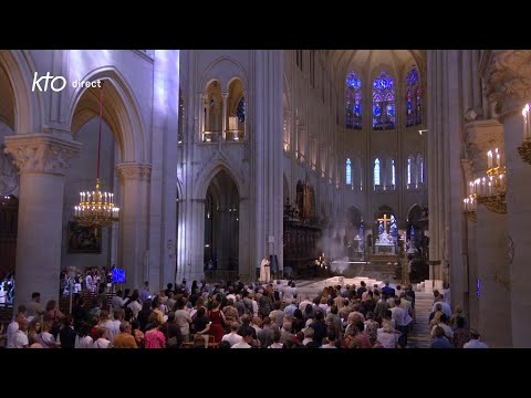 Vêpres du 1er mai 2025 à Notre-Dame de Paris