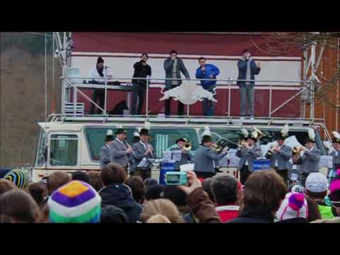 Blumentopf & die Musikkapelle Münsing - Hunger (Live Red Bull Tourbus)