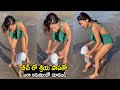 Actress Shriya Saran Playing With Her Daughter Radha At Beach Life Andhra Tv